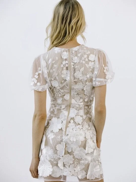 Storia Nude Mini Dress with White Floral Appliqué - Picture 3 of 8